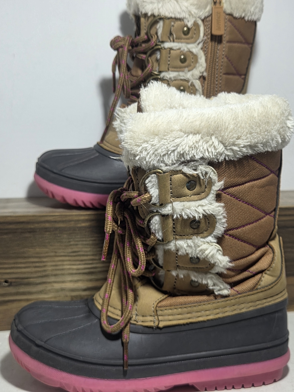 Khombu Girls Ada Faux Fur Trim Winter Snow Boots - Brown & Pink - Size 12M